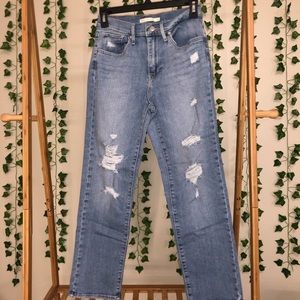 levi size 28 straight leg jeans